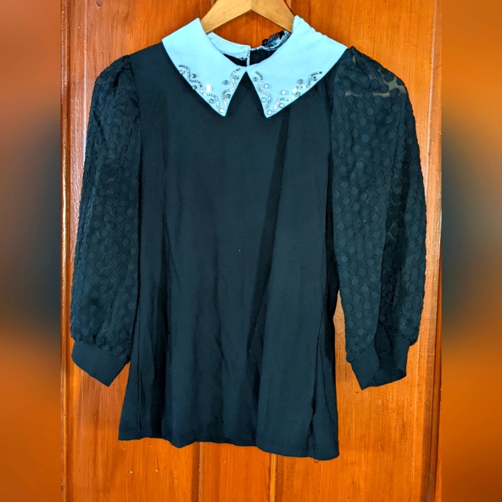 Puffed Sleeve Jeweled Collar Blouse
